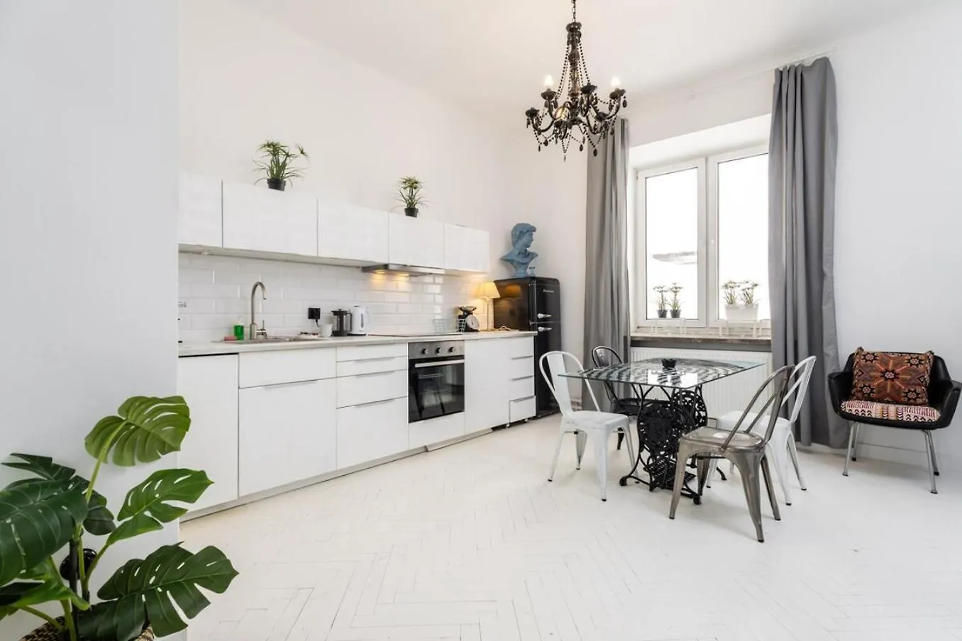 Honeydew Apartment City Center Варшава